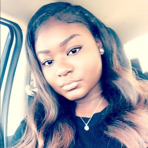 Meet your Posher, Jade